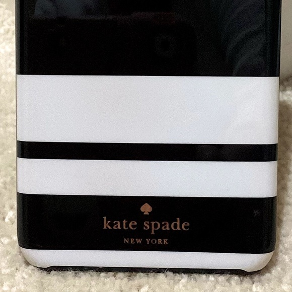 🆕🔥KATE SPADE♠️SUPER CHIC&STYLISH I PHONE 7&8+/SE BLACK&WHITE HARDSHELL CASE!!! - Picture 4 of 6
